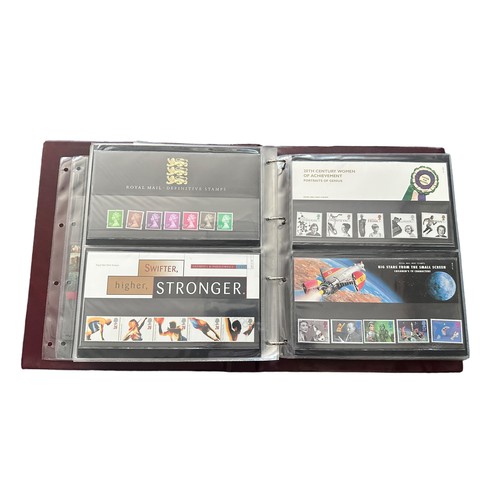 115 - Great Britain QEII 1995-2000 Decimal Issues presentation pack collection in binder, including hi-val... 