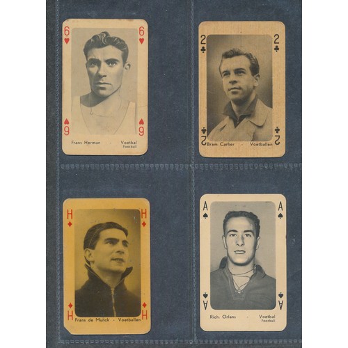 389 - MAPLE LEAF GUM 1952 Footballers playing cards from Belgium and Holland. 14 cards