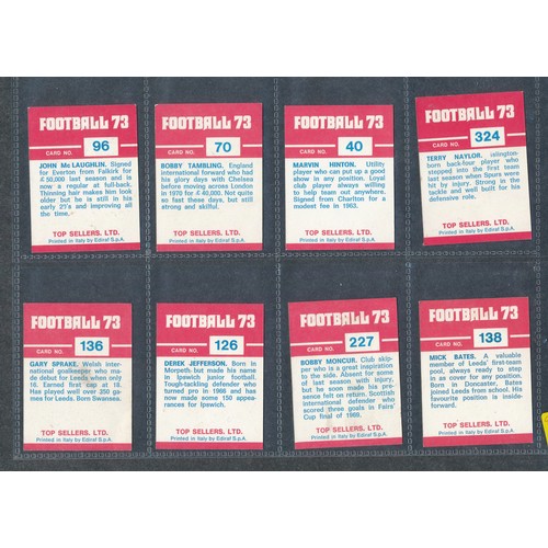 422 - TOP SELLERS (PANINI) and WILLIAMS FORLAG soccer cards, Bobby Moore, George Best etc. Mixed condition... 