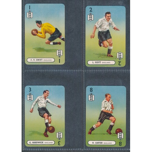 402 - CIBELES & CASERA 1966 & 1970 rare variations of England FHER FKS soccer stars cards from Spain; also... 