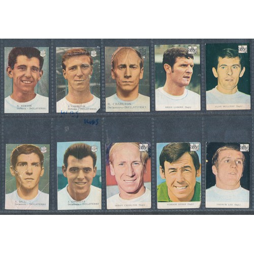 402 - CIBELES & CASERA 1966 & 1970 rare variations of England FHER FKS soccer stars cards from Spain; also... 