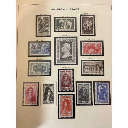 33 - France 1877-1957 M and U collection in Schaubek album, including commemorative and definitive sets e... 