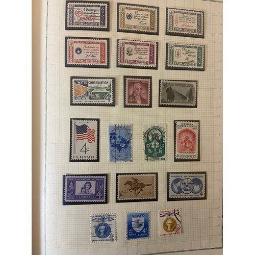 76 - United States of America middle to modern, M/UM and U collection in album, with a selection of bookl... 