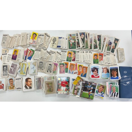 354 - Collection of mainly football cards, in mixed condition, with Barratt Famous Footballers A.10 (38), ... 