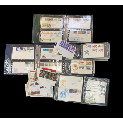 152A - Great Britain 1981-2004 FDC collection in three binders majority typed addresses including quantity ... 