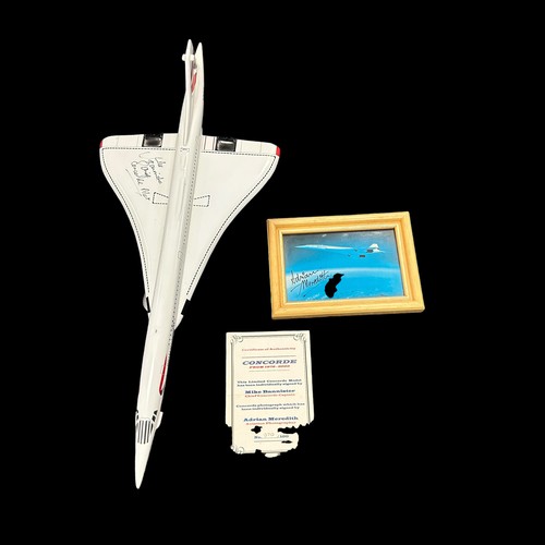 329 - British Airways Concorde G-BOAF aircraft display model approx. L45cm by Bravo Delta Models, with det... 