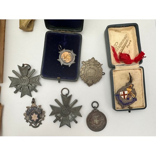 67 - Assortment of costume jewellery, Wedgwood pendant, silver medals, compacts,  a Timex watch with a Ti... 