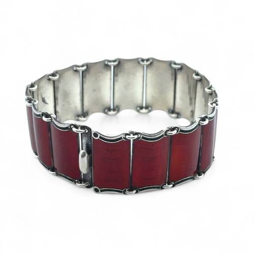 40 - A 1950s Einar Modahl silver and red enamel bracelet. Some scratches to the enamel.