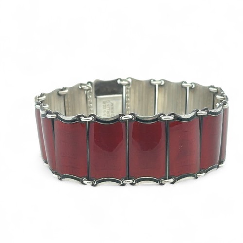 40 - A 1950s Einar Modahl silver and red enamel bracelet. Some scratches to the enamel.