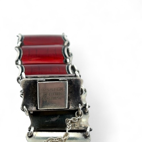 40 - A 1950s Einar Modahl silver and red enamel bracelet. Some scratches to the enamel.