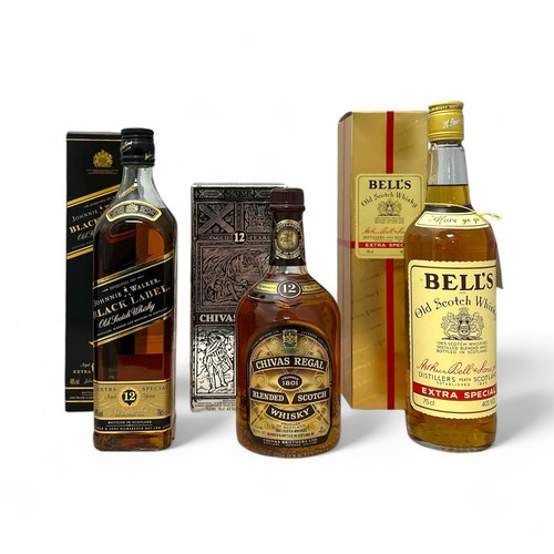 176 - Trio of Blended Scotch Whiskys to include 12 Years Aged Chivas Regal, 43% ABV / 75cl, 12 Years Aged ... 