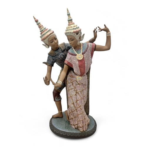 354 - Lladro, Thai Dancers, large standing sculpture. Stamped with Lladro to base. Height 52cm.