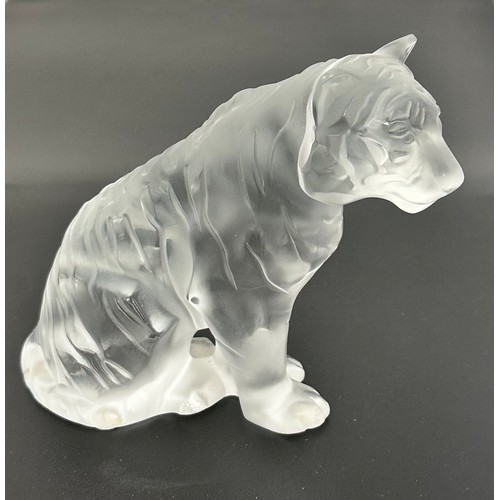 377 - Lalique, seated tiger glass sculpture. Etched to base for Lalique France 2016. Height 11cm. Conditio... 