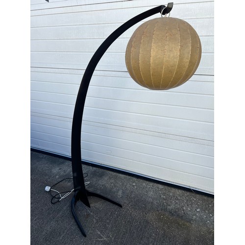 458 - Italian design mid century arched standing floor lamp with globular shade. Height 165cm, depth appro... 