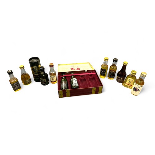 192 - Small Selection of Miniatures to include Bunnahabhain Single Islay Malt Scotch Whisky (boxed), Highl... 