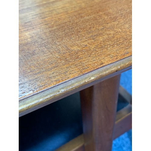 455 - Tom Robertson for A H McIntosh & Co of Kirkaldy – mid century teak extending dining table. Width 159... 