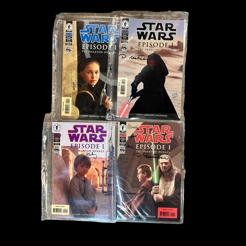 184 - Collection Of Star Wars Signed Comics. Classic Star Wars set of 3 TPBs in slip case signed by Roy Th... 