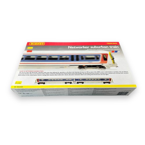 331 - Hornby Networker suburban train pack No. R2001A, generally excellent in excellent to good plus box, ... 