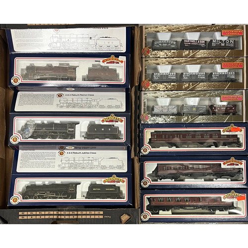 303 - Bachmann OO gauge collection, generally excellent to good plus in good plus or better boxes, with BR... 