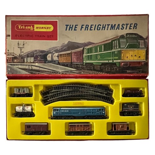 337 - Hornby Triang Freightmaster set No. RS51, generally excellent in good plus box (good lid with corner... 