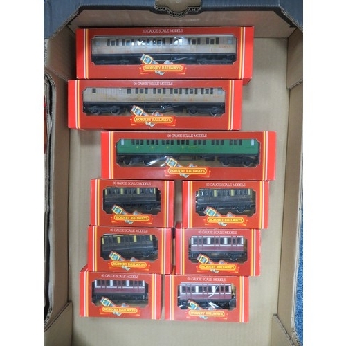 334 - Hornby coach collection including 4-wheel (6), generally excellent to good plus in good plus boxes, ... 