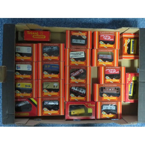 310 - Hornby wagon collection, generally excellent to good plus in good plus boxes, plus Wrenn Eskimo Food... 