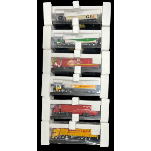 32 - Corgi 1/50th scale modern truck collection, generally excellent in excellent shrink-wrapped plastic ... 