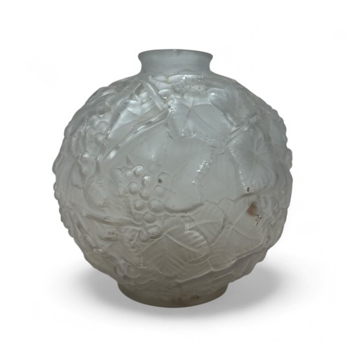 394 - Espaivet, French frosted glass globular vase. Signed Espaivet to base. Height 19cm, width 19cm.