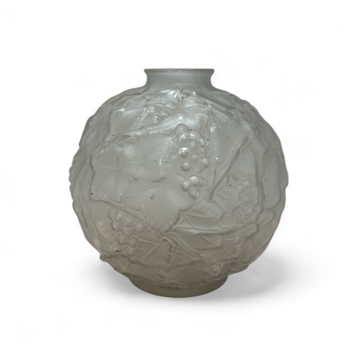 394 - Espaivet, French frosted glass globular vase. Signed Espaivet to base. Height 19cm, width 19cm.