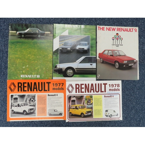 223 - 1970s onwards mainly Renault car brochures, generally excellent to good plus (some with dealer label... 