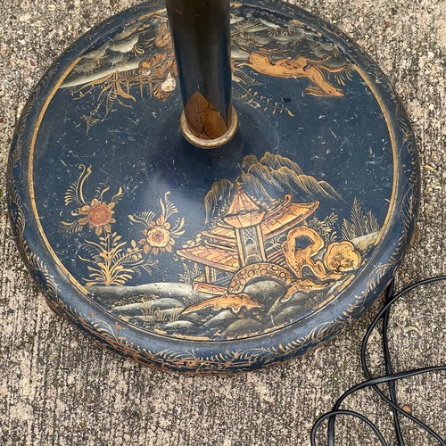 327 - A Japanned/Chinoiserie floor standing standard lamp with a shade decorated with pressed flowers, Jap... 