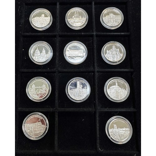 113 - British Museum History of London set of 11 silver commemorative medals, with certificates by The Cro... 