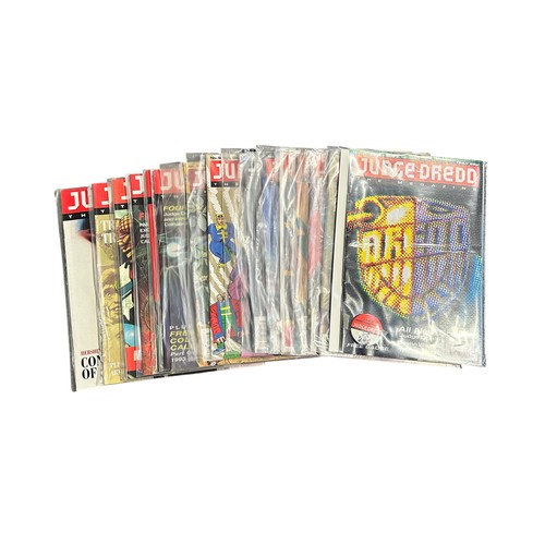 290 - 105+ Judge Dredd comics. Comics from early 1990's. Various issues and specials. Some with free gifts... 