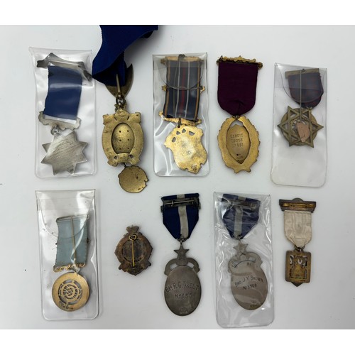 98 - A collection of  ten silver Masonic, Friendly Societies medals, jewels etc. Includes: ‘Sons of Engla... 