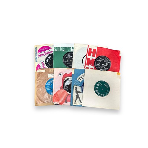 211 - 7 inch vinyl Singles collection, generally excellent to good in good plus plastic carry cases, with ... 