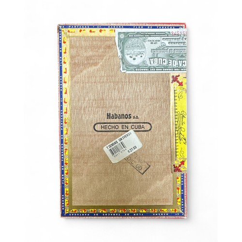 203 - A Boxed set of Flor de Tabacos de Partagas Habana - No. 520, 25 Made in Cuba Cigars, still boxed and... 