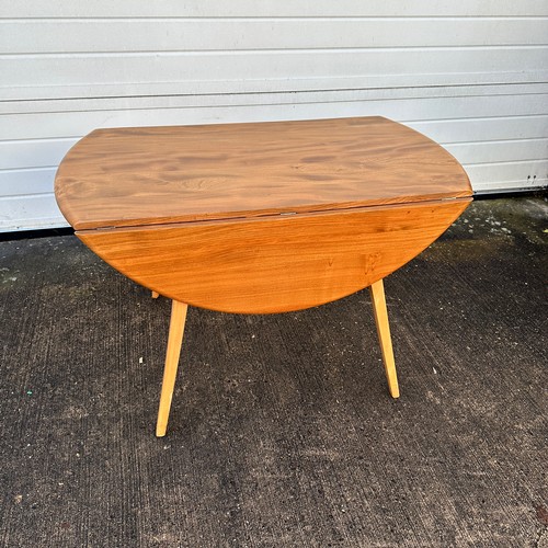 430 - Ercol - Windsor – an Ercol blond elm mid-century drop leaf dining table. Length 113cm, height 72cm, ... 