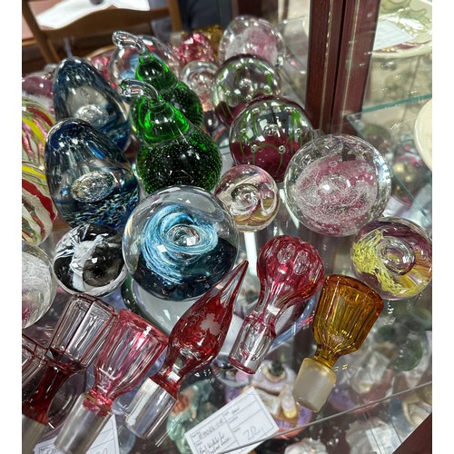 367 - Range of various paperweights to include; Caithness with Pink Champagne, Moon Crystal (3), Misty, Qu... 