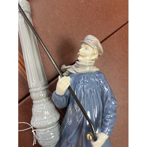 239 - Lladro, large The Lamplighter 5205, stamped to base. Height 47cm.