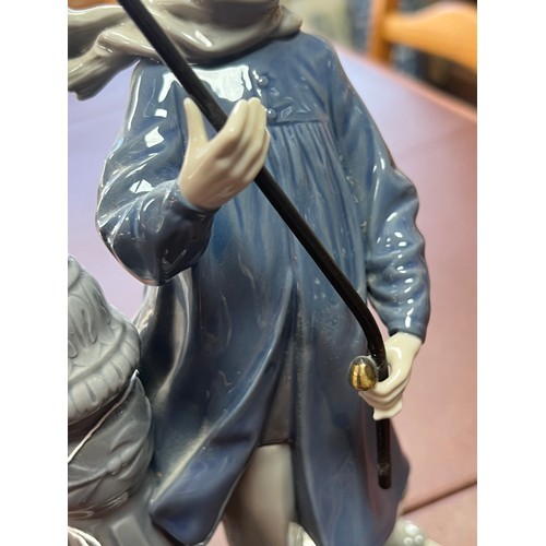 239 - Lladro, large The Lamplighter 5205, stamped to base. Height 47cm.