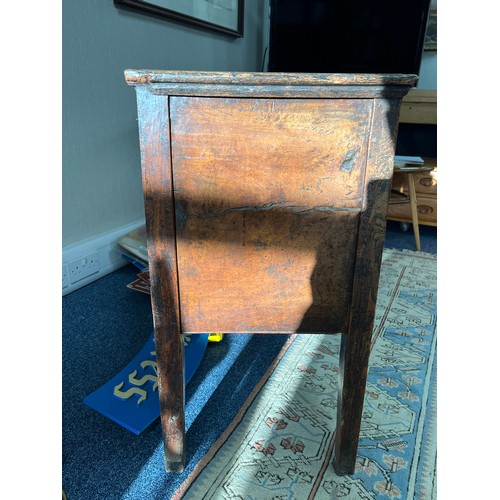 443 - Late 18th / Early 19th Century oak five drawer dresser base. Brass fittings, rectangular top split o... 