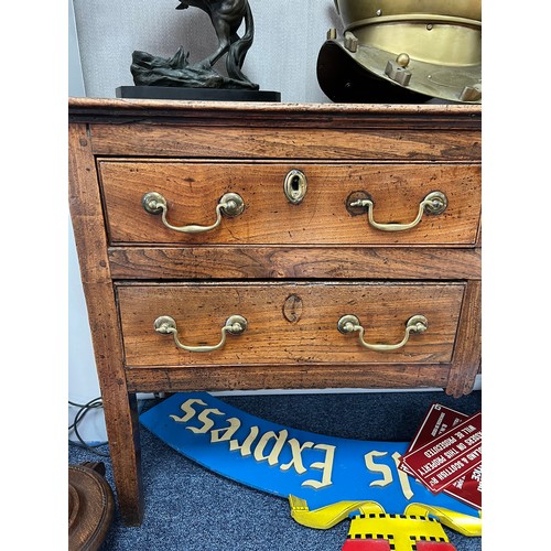 443 - Late 18th / Early 19th Century oak five drawer dresser base. Brass fittings, rectangular top split o... 