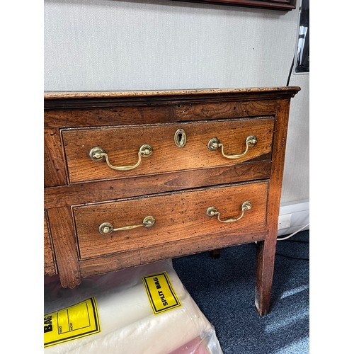 443 - Late 18th / Early 19th Century oak five drawer dresser base. Brass fittings, rectangular top split o... 