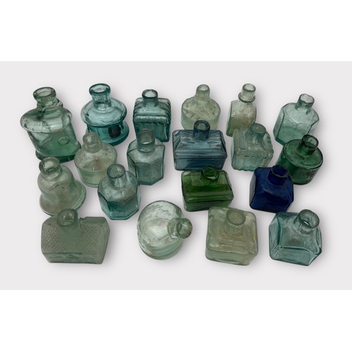 391 - Collection of 19 Old Victorian Ink Bottles to include one Blackwood & Co patent and one cottage.