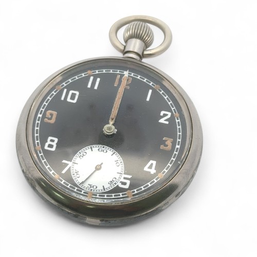 133 - A Bravington's Military pocket watch, stamped CS/TP P24583 to reverse. Case diameter approx 49mm. Wa... 