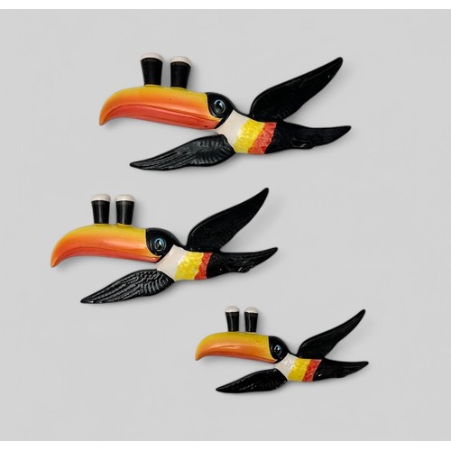 359 - Guinness, Carlton Ware hand painted Flying Toucans set of three C1957 (15cm, 21cm and 25cm) No chips... 