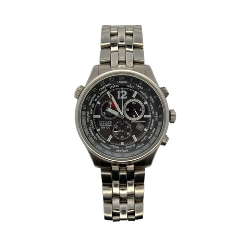 128 - Citizen Eco-Drive WR100, gentleman's wristwatch. Serial No. H500-S055148. Watch ticking as of 07.02.... 