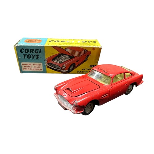 54 - Corgi 1960s onwards collection, generally good plus to good in good fair boxes (some end flaps missi... 