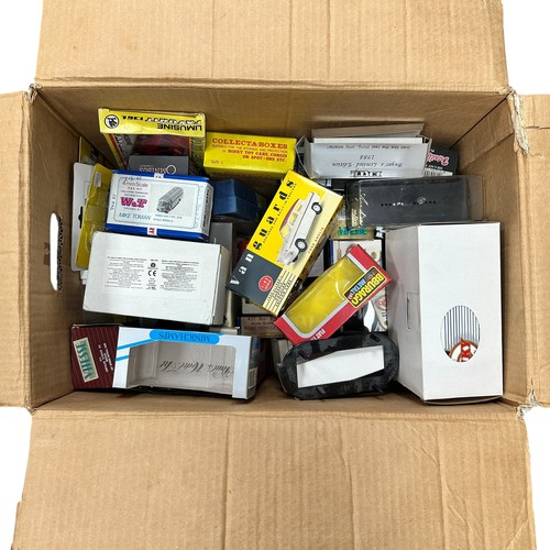 8 - Diecast misc. collection, generally excellent to good plus in good or better boxes (where present), ... 