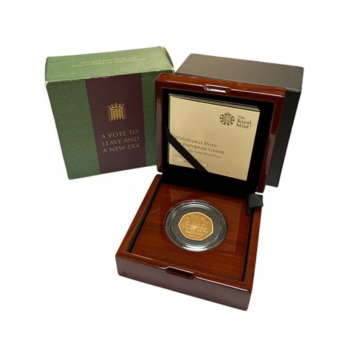 191 - 2020 Withdrawal from the European Union Brexit gold proof 50p coin, in Royal Mint box of issue with ... 